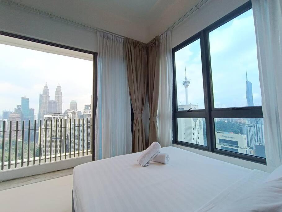 Cl 30A Super Kl View Infinity Pool Klcc Apartment Kuala Lumpur Exterior photo